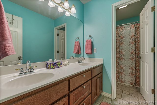 12304 N Sheridan Road, Collinsville, OK 74021