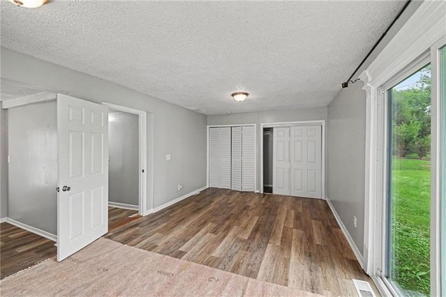 6842 E 139th Street, Grandview, MO 64030