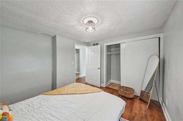 6842 E 139th Street, Grandview, MO 64030