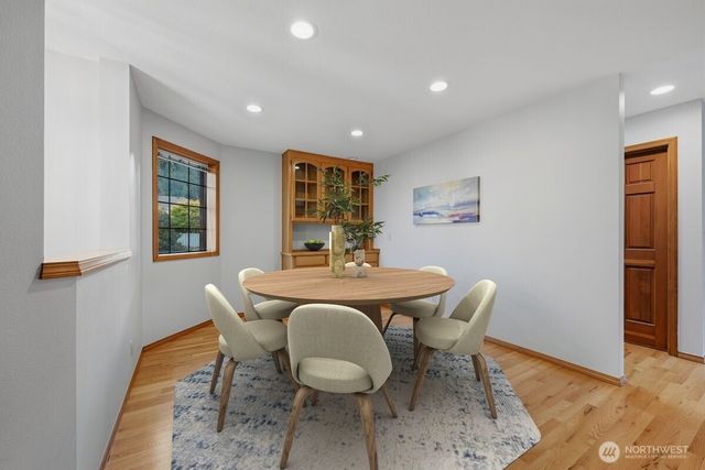 15508 72nd Avenue W, Edmonds, WA 98026