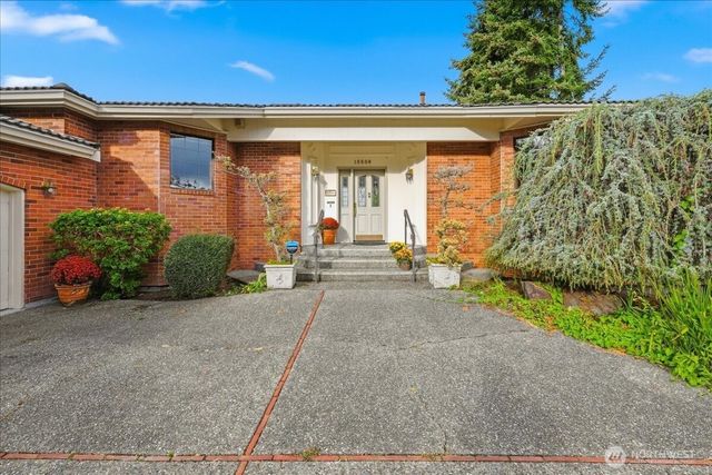 15508 72nd Avenue W, Edmonds, WA 98026