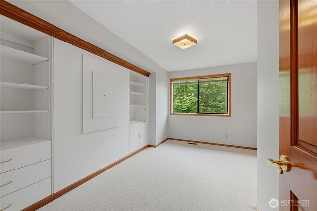 15508 72nd Avenue W, Edmonds, WA 98026
