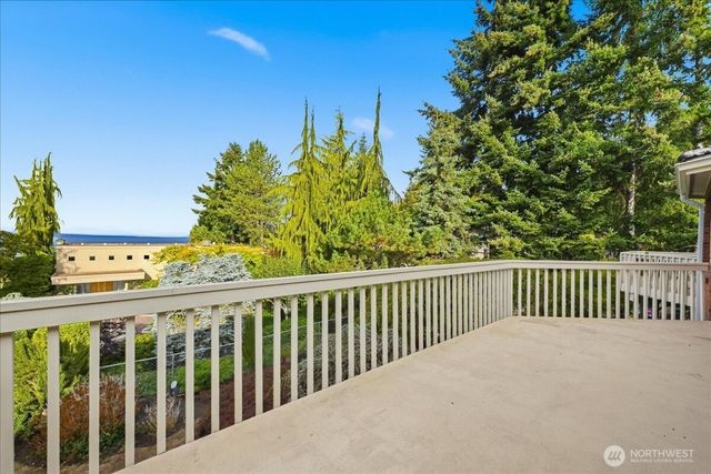15508 72nd Avenue W, Edmonds, WA 98026