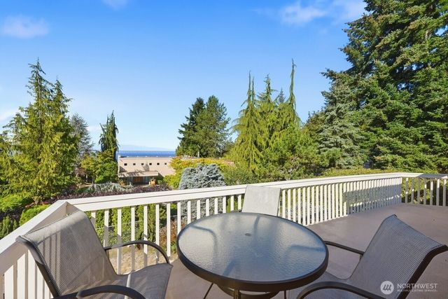 15508 72nd Avenue W, Edmonds, WA 98026