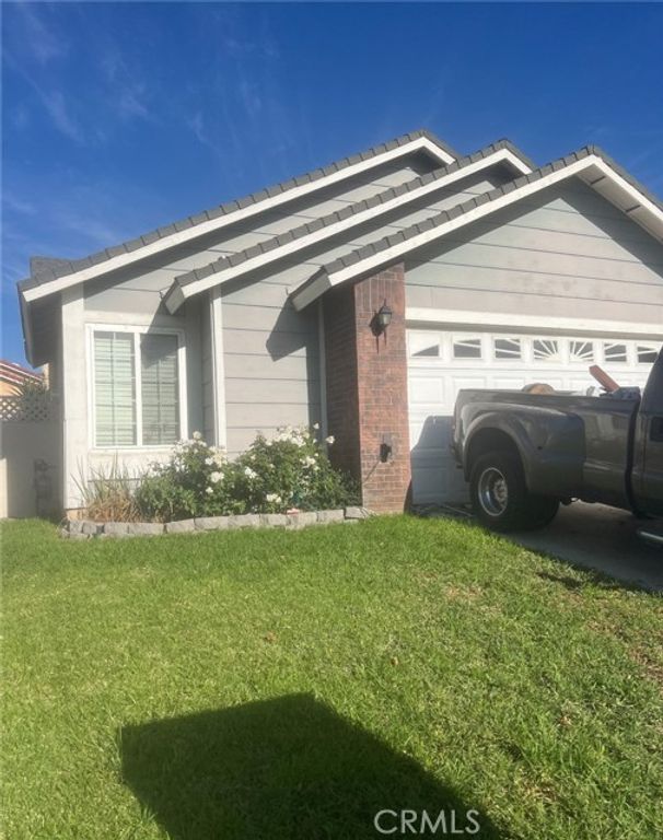 14476 Oak Knoll Court, Fontana, CA 92337