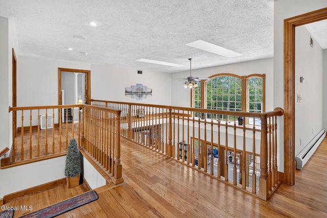 25 Outlet Road, Ballston, NY 12019
