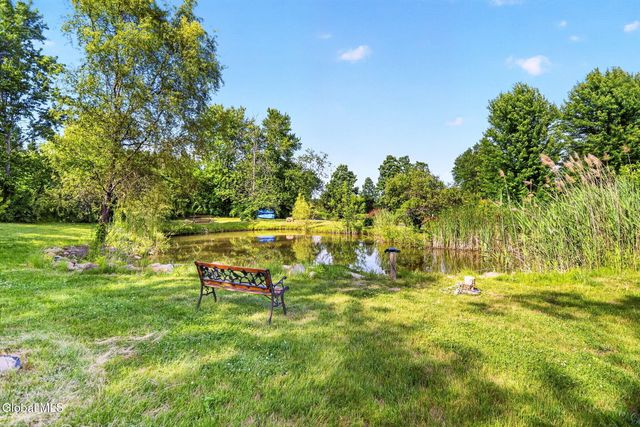 25 Outlet Road, Ballston, NY 12019