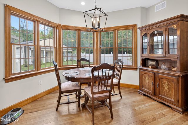 25 Outlet Road, Ballston, NY 12019