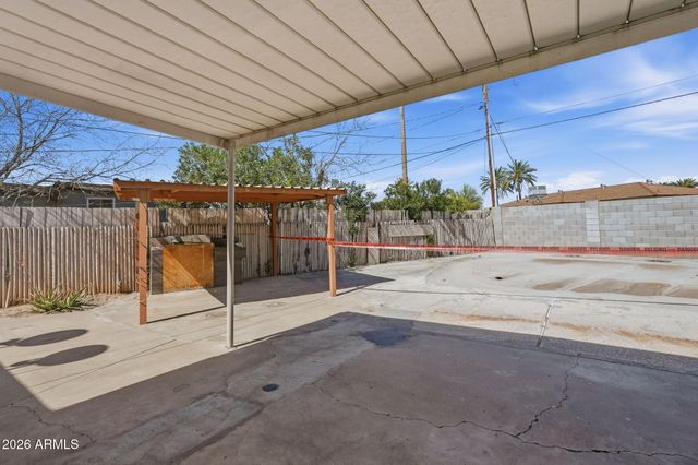 2206 W RANCHO Drive, Phoenix, AZ 85015