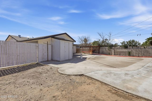 2206 W RANCHO Drive, Phoenix, AZ 85015