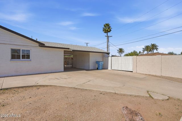2206 W RANCHO Drive, Phoenix, AZ 85015