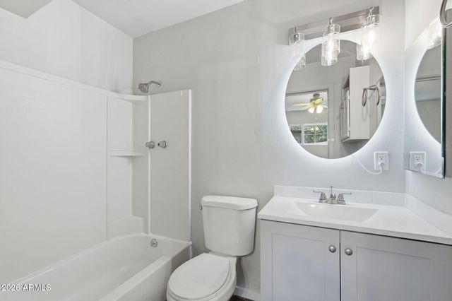 2206 W RANCHO Drive, Phoenix, AZ 85015