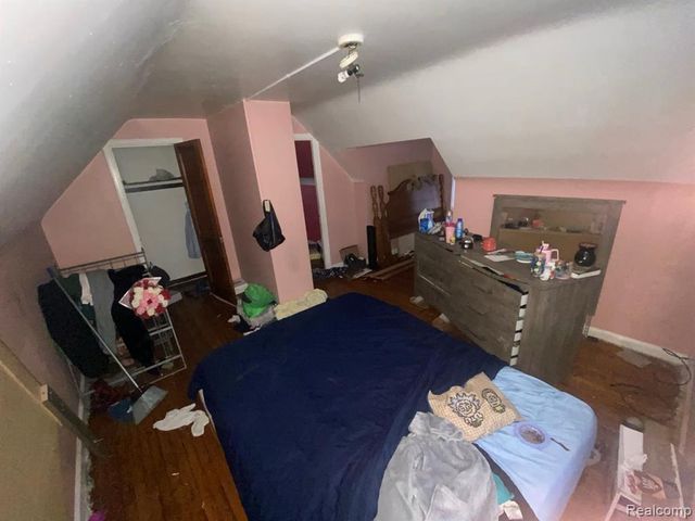 19310 Strasburg Street, Detroit, MI 48205