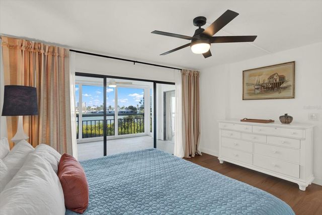 7867 SAILBOAT KEY BOULEVARD S 204, South Pasadena, FL 33707