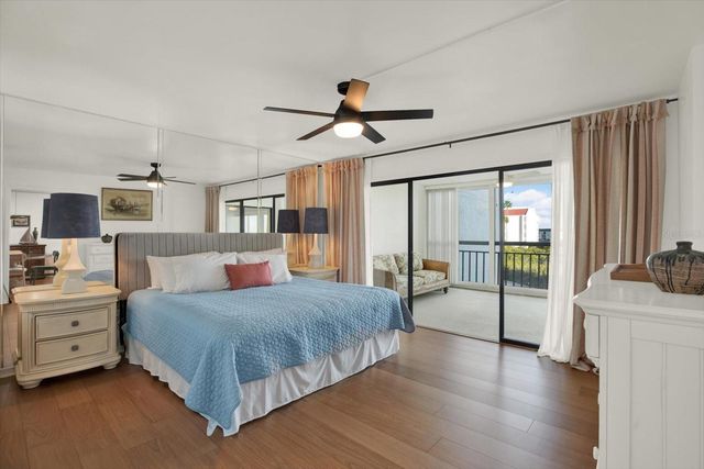 7867 SAILBOAT KEY BOULEVARD S 204, South Pasadena, FL 33707