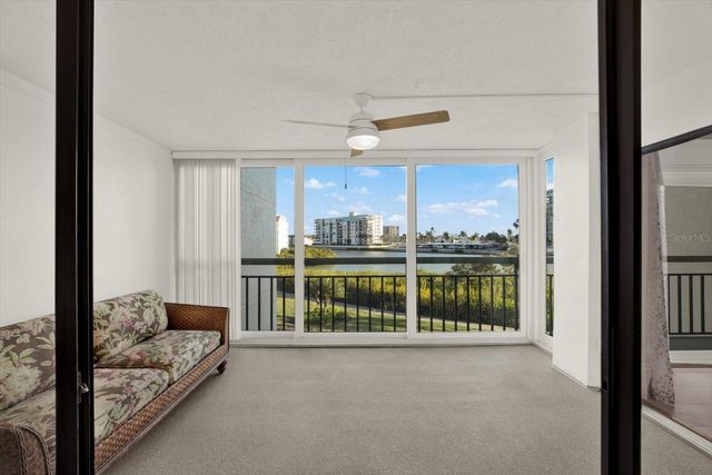 7867 SAILBOAT KEY BOULEVARD S 204, South Pasadena, FL 33707