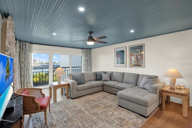 7867 SAILBOAT KEY BOULEVARD S 204, South Pasadena, FL 33707