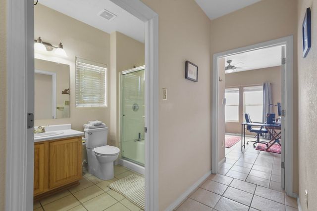 4340 B Santo Domingo Street, Santa Fe, NM 87507