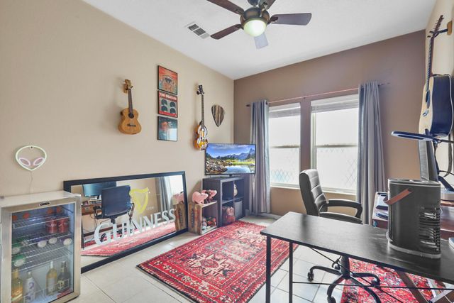 4340 B Santo Domingo Street, Santa Fe, NM 87507