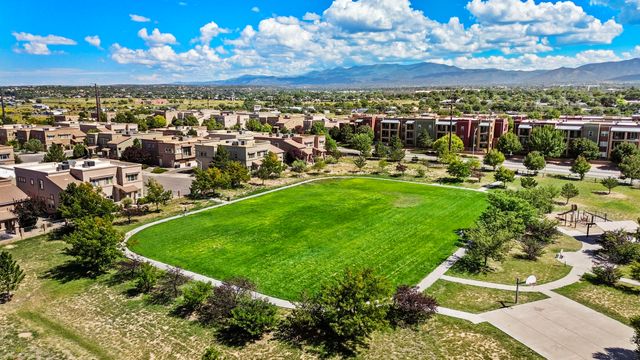 4340 B Santo Domingo Street, Santa Fe, NM 87507