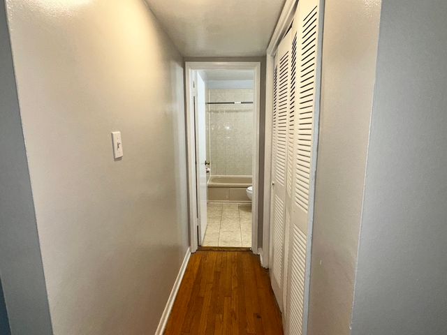 7530 S Saginaw Avenue 2B, Chicago, IL 60649