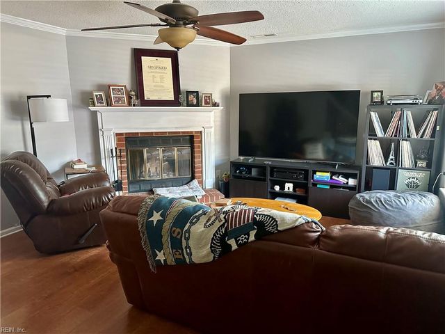 4658 Merrimac LN, Virginia Beach, VA 23455