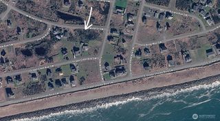 441 W Wind Street, Ocean Shores, WA 98569