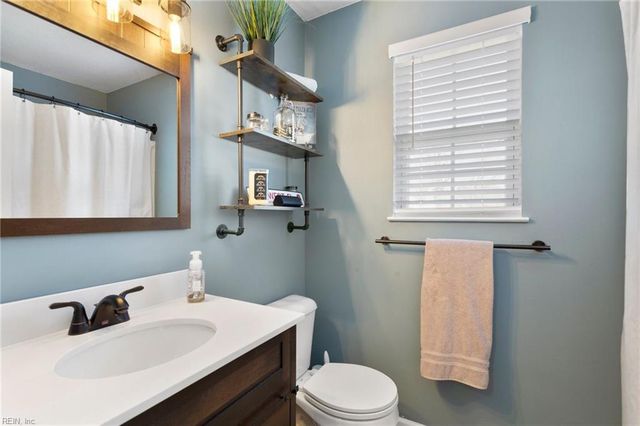 3901 Prominence Pl Apt 201, Virginia Beach, VA 23452