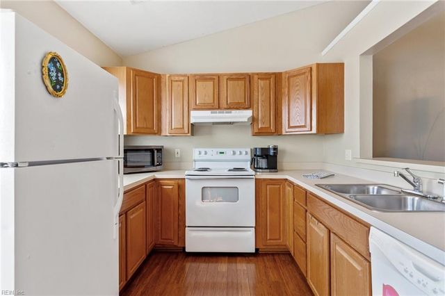 3901 Prominence Pl Apt 201, Virginia Beach, VA 23452
