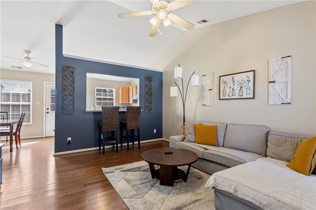 3901 Prominence Pl Apt 201, Virginia Beach, VA 23452
