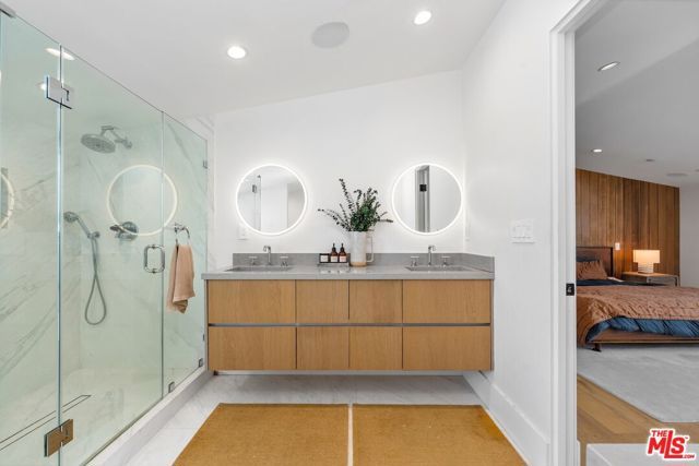 656 California Avenue, Venice (los Angeles), CA 90291