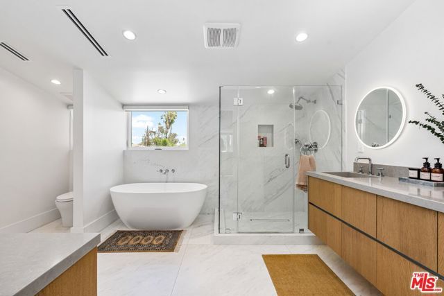 656 California Avenue, Venice (los Angeles), CA 90291