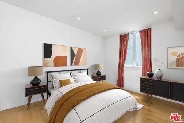 656 California Avenue, Venice (los Angeles), CA 90291