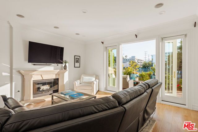 3815 Via Dolce, Marina Del Rey, CA 90292