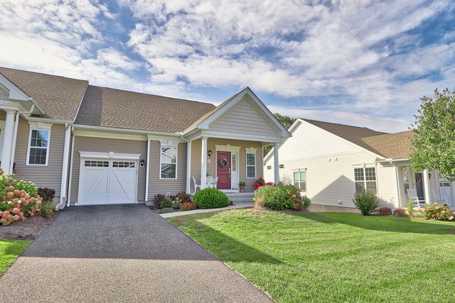 31 Tamarack Court 31, Prospect, CT 06712
