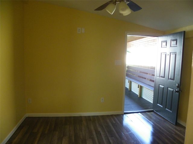 1106 40th Street, Galveston, TX 77550