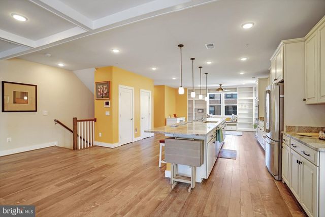 20524 MILBRIDGE TER, Ashburn, VA 20147