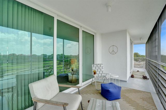 805 Cypress Blvd 512, Pompano Beach, FL 33069