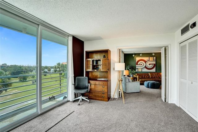 805 Cypress Blvd 512, Pompano Beach, FL 33069