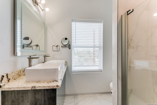 902 Montana St Unit 102, San Antonio, TX 78203