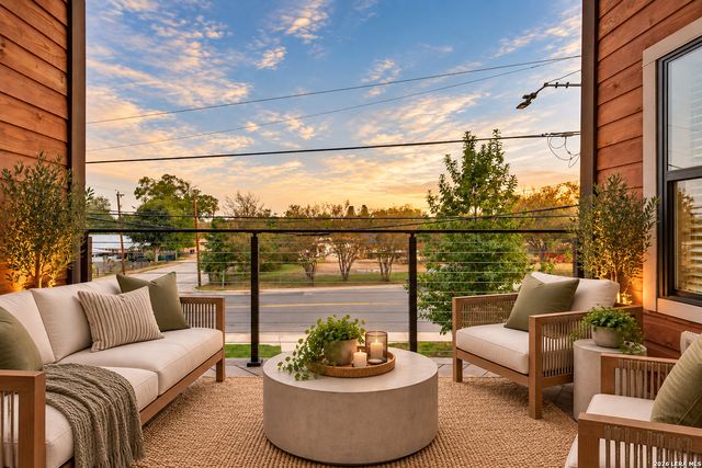 902 Montana St Unit 102, San Antonio, TX 78203