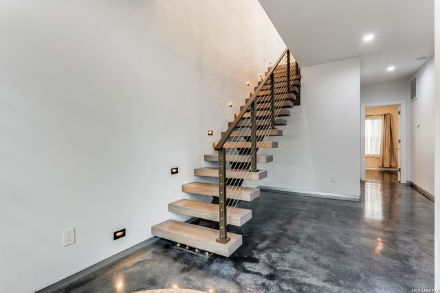 902 Montana St Unit 102, San Antonio, TX 78203