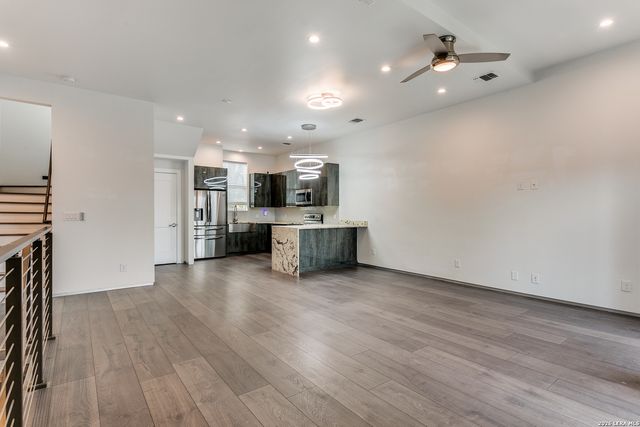 902 Montana St Unit 102, San Antonio, TX 78203