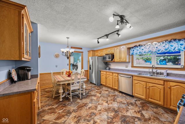 920 E Erdmann Road N, Greensburg, IN 47240