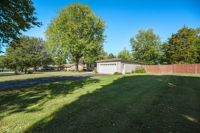 920 E Erdmann Road N, Greensburg, IN 47240