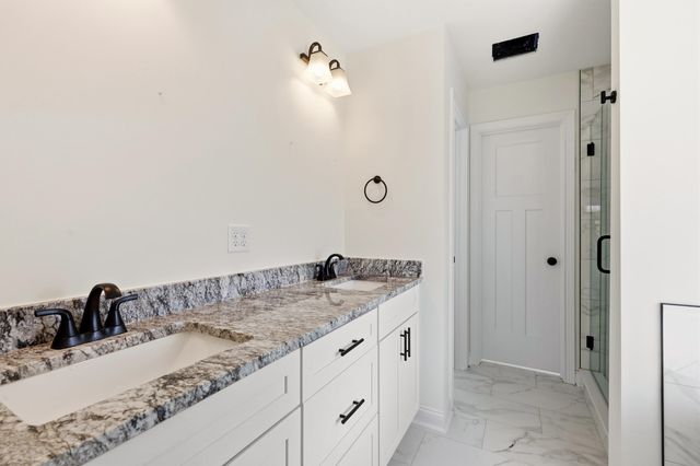 945 Olympic Court, Richmond, KY 40475