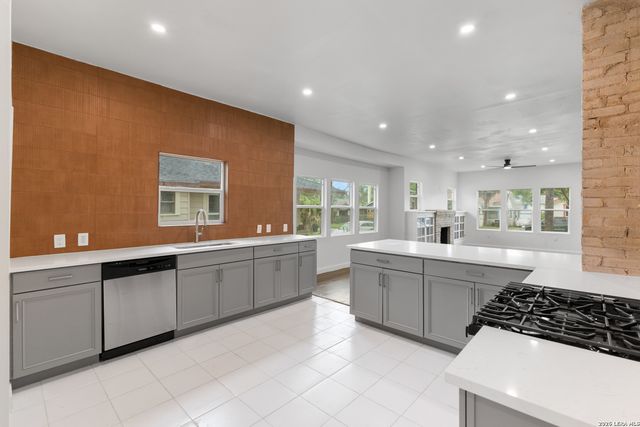 1144 Denver, San Antonio, TX 78210