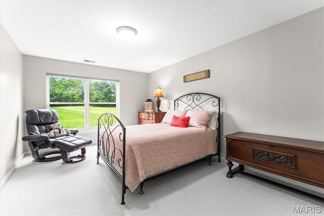 7420 Timberpoint Court, Fairview Heights, IL 62208