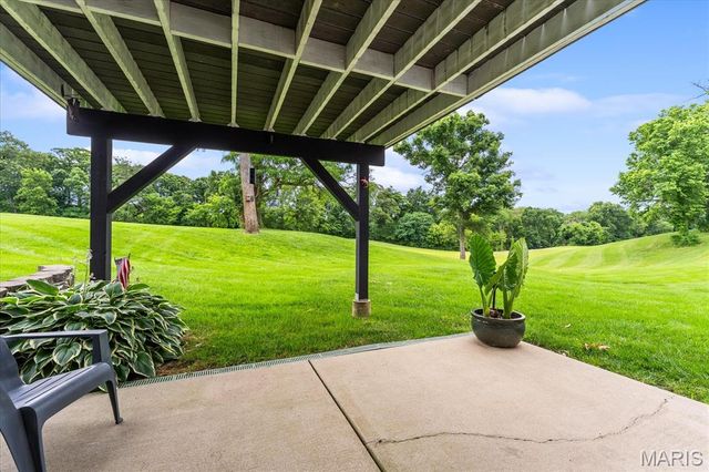 7420 Timberpoint Court, Fairview Heights, IL 62208
