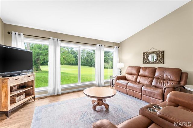 7420 Timberpoint Court, Fairview Heights, IL 62208